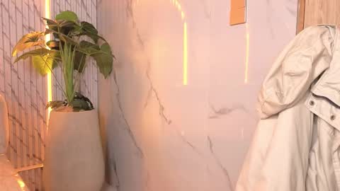 dani_tf online show from March 4, 1:39 pm