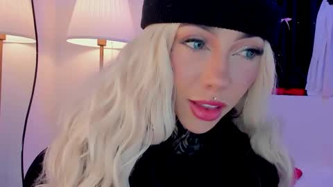 Dani online show from November 5, 10:59 pm