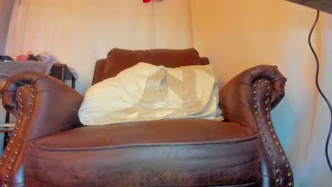 danidollxxx online show from April 12, 7:55 am