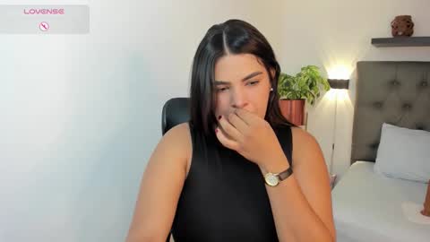 D A N I online show from November 13, 2:54 am