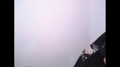 danielarivasth online show from October 23, 7:03 am