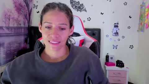 danielarivasth online show from September 8, 6:18 pm