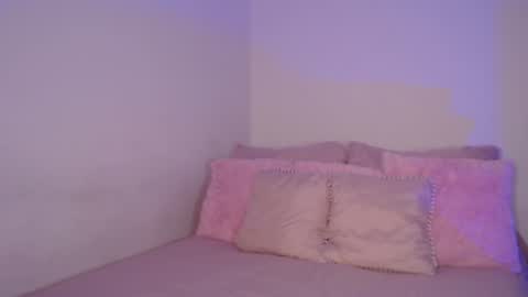 Snapshot of daniela_valencia chatting on January 30, 4:02 pm Lucia online show from January 30, 4:02 pm