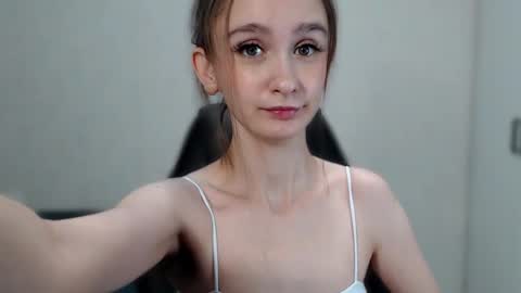 Daniella Martin online show from December 31, 1:57 am