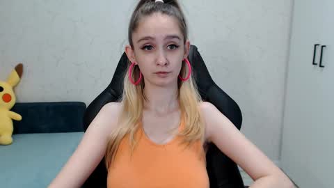 Daniella Martin online show from February 16, 4:09 am