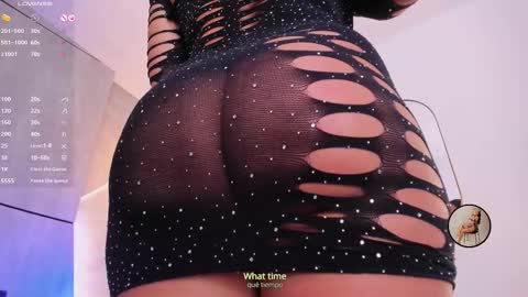 Snapshot of danii_hill chatting on March 4, 4:06 am Danii online show from March 4, 4:06 am