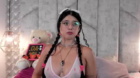 Snapshot of daniibelluci chatting on October 15, 3:53 am DaniiBelluci online show from October 15, 3:53 am