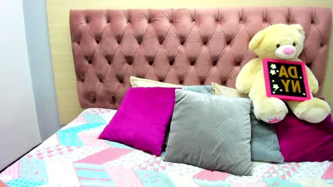 Snapshot of daniibelluci chatting on January 22, 4:02 am DaniiBelluci online show from January 22, 4:02 am