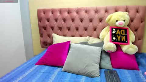 Snapshot of daniibelluci chatting on February 24, 2:59 am DaniiBelluci online show from February 24, 2:59 am