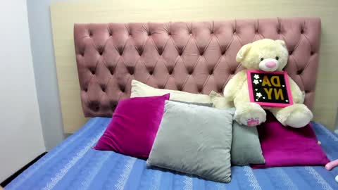 Snapshot of daniibelluci chatting on February 9, 3:53 am DaniiBelluci online show from February 9, 3:53 am