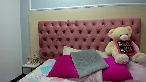 Snapshot of daniibelluci chatting on September 25, 4:00 am DaniiBelluci online show from September 25, 4:00 am