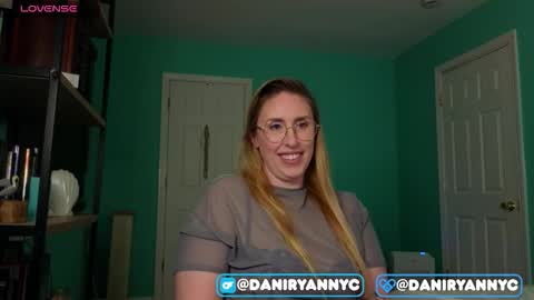 Dani Ryan online show from March 2, 12:54 am