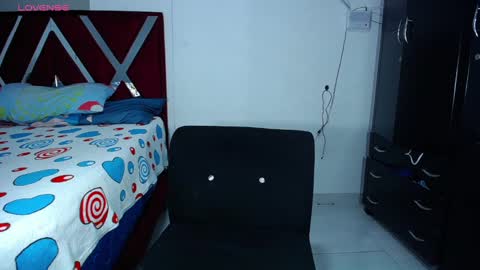 danisabrownn online show from February 23, 1:56 pm