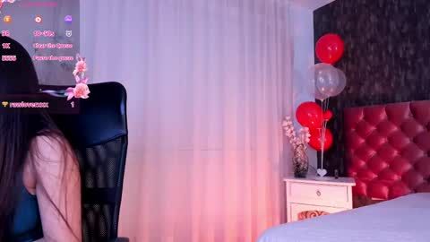 Danna online show from February 18, 4:38 pm