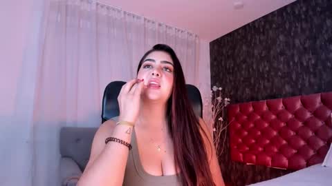 Danna online show from November 10, 2:56 pm