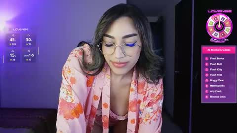    online show from October 18, 8:54 pm