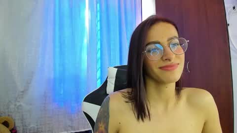 Danni Ruiz online show from January 17, 6:02 pm