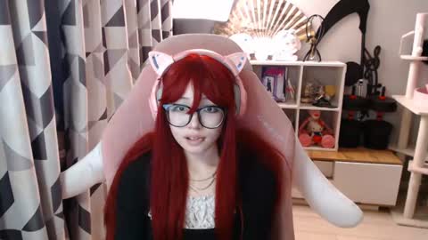 danyelleeyermann online show from July 15, 2:33 pm