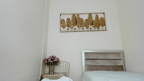 dapdne_luke online show from February 6, 8:34 pm