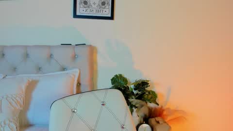 Antonella Mora online show from October 24, 2:02 pm