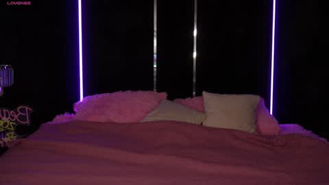 Agatha  online show from January 16, 2:19 pm