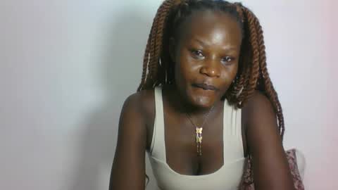 ESTHER online show from March 2, 6:14 am