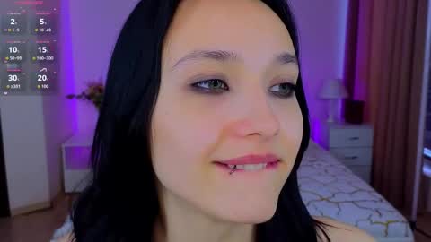 Darcy online show from May 6, 1:53 am