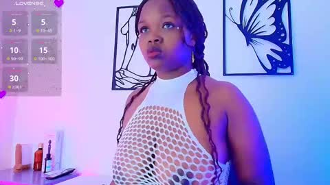 Darelyn online show from November 14, 8:42 pm