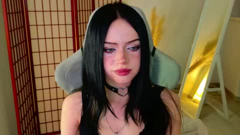 Diva online show from April 27, 9:34 pm