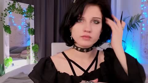 Vamp  online show from January 2, 8:35 pm