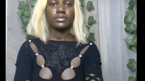 sexygal online show from September 16, 10:51 pm