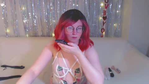 Snapshot of darkheto chatting on February 17, 4:50 pm Kelly online show from February 17, 4:50 pm