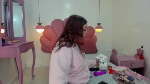 Snapshot of dawa_angels chatting on January 15, 10:27 am DAWA ANGELS online show from January 15, 10:27 am