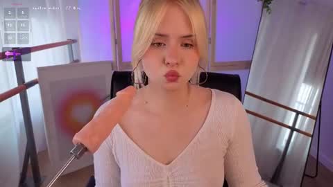 Kylie online show from June 16, 12:06 pm
