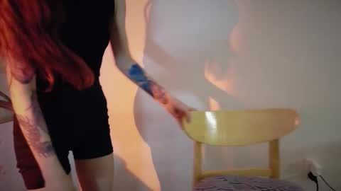 freak online show from April 11, 1:01 am