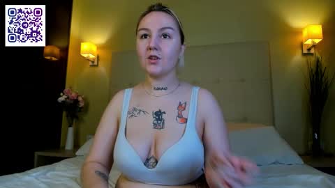 Debbie Mon Tue Fri Sun Sat GMT 3 1000am - 0400pm  online show from September 25, 4:39 pm