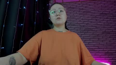 Debbie Mon Tue Fri Sun Sat GMT 3 1000am - 0400pm  online show from January 4, 3:17 pm