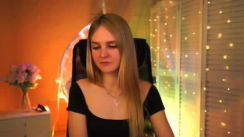 Debora online show from March 8, 5:33 am