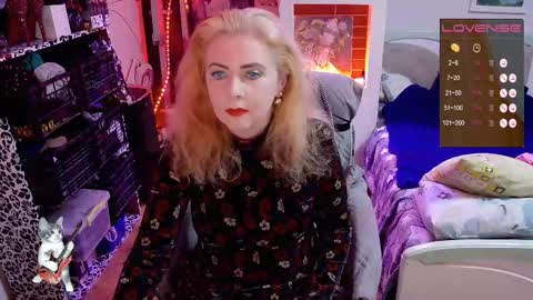 Delicacat online show from October 17, 8:12 pm