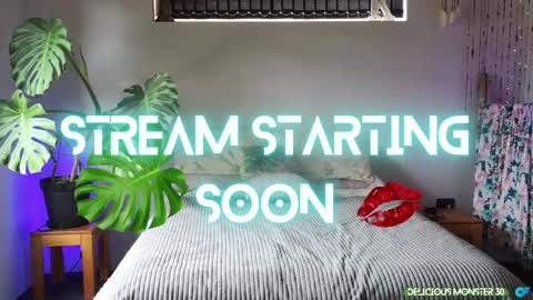 Snapshot of deliciousmonster30 chatting on October 14, 7:00 am Kitty online show from October 14, 7:00 am