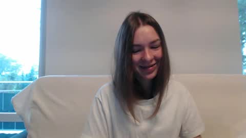 Snapshot of delightaurora chatting on October 8, 5:56 am Aurora online show from October 8, 5:56 am