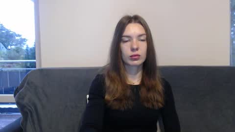 Snapshot of delightaurora chatting on October 14, 5:32 am Aurora online show from October 14, 5:32 am