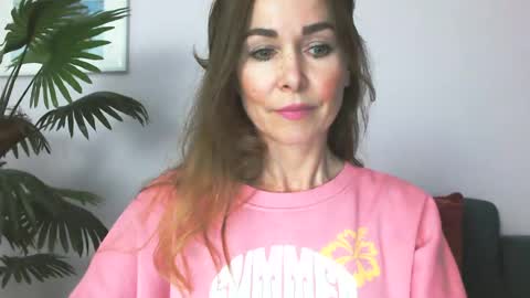 delilah_sweet online show from June 22, 2:58 pm