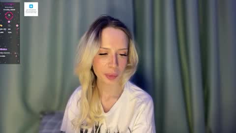 Della online show from March 4, 4:24 pm