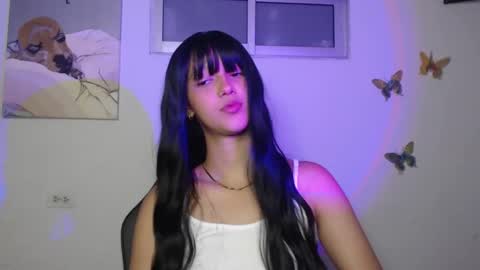 Snapshot of denis_sweet_ chatting on February 14, 10:58 pm denis online show from February 14, 10:58 pm