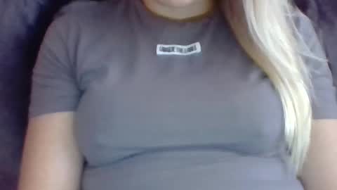 denise433470 online show from July 6, 2:55 pm
