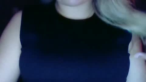 denise433470 online show from August 2, 8:01 pm