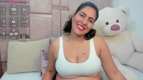 Snapshot of denisse_khan chatting on October 20, 10:57 pm Denisse Khan online show from October 20, 10:57 pm