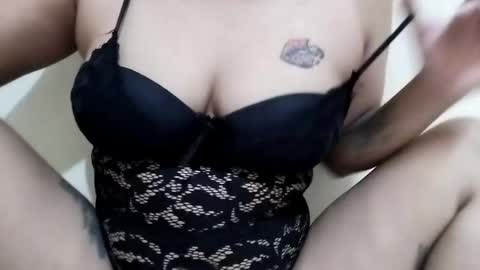 Sarina online show from May 13, 5:57 am
