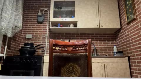 Snapshot of denysebernacchi chatting on September 18, 3:43 pm Emma online show from September 18, 3:43 pm